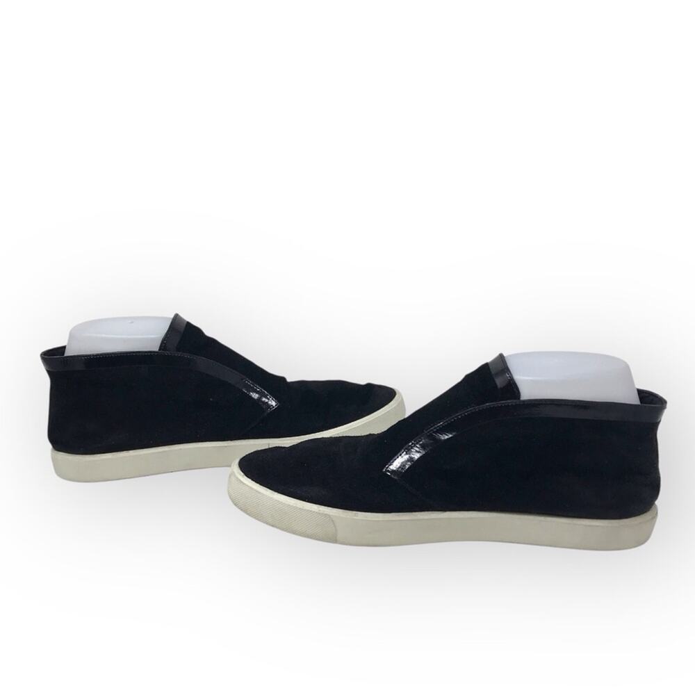 Vince Black Suede Slip-On Sneakers Patent leather Trim Chukka Size 8